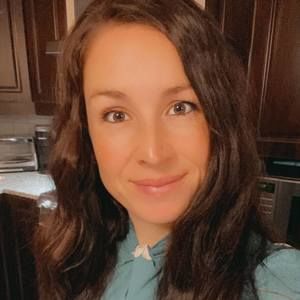 Meet your Posher, Joanie